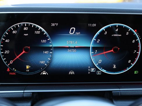 Used 2022 Mercedes-Benz GLE 350 4MATIC image 37