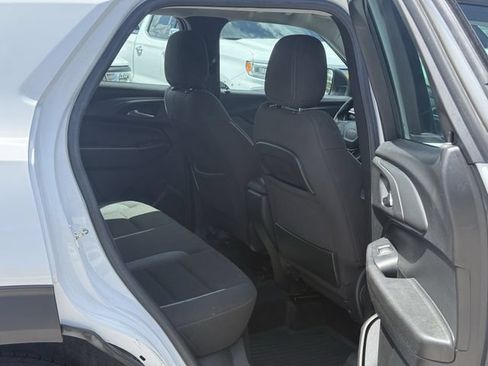 Used 2023 Chevrolet TrailBlazer LS AWD/4WD image 29