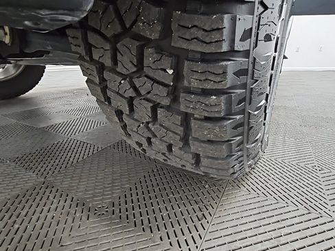 Certified 2021 GMC Sierra 1500 AT4 image 44