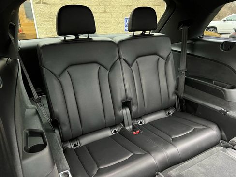 Used 2018 Audi Q7 3.0T Premium Plus w/ Premium Plus Package image 32