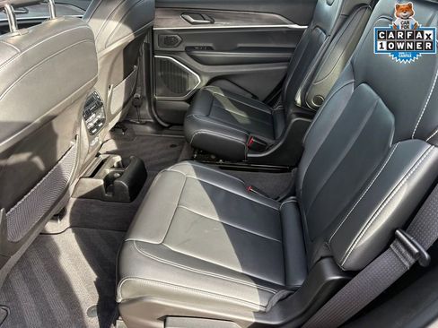 Certified 2021 Jeep Grand Cherokee L Limited image 32