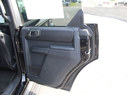 New 2025 Ford Bronco Outer Banks image 17