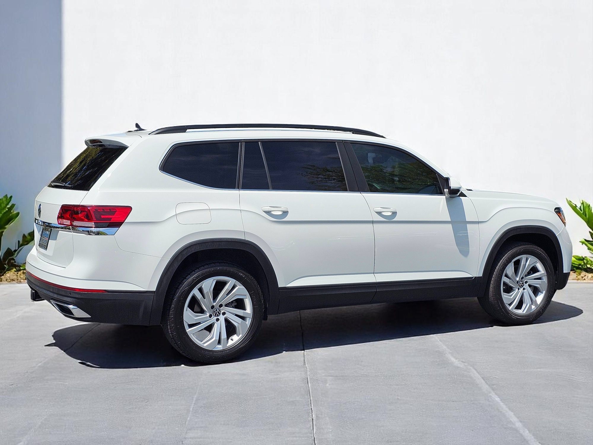 Used 2023 Volkswagen Atlas SE FWD image 6