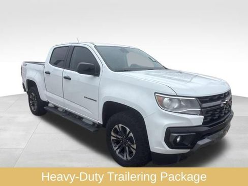 Used 2022 Chevrolet Colorado Z71 w/ Safety Package image 6