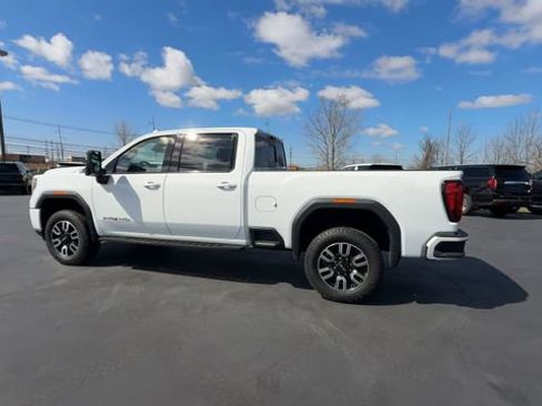Used 2022 GMC Sierra 3500 AT4 w/ AT4 Preferred Package AWD/4WD image 6