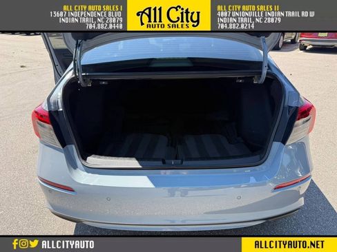 Used 2022 Honda Civic Touring image 41