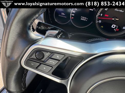 Used 2017 Porsche Panamera Turbo image 40