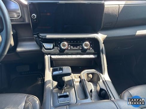 Used 2023 GMC Sierra 1500 AT4 w/ AT4 Preferred Package image 11