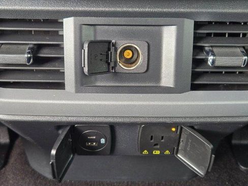 Certified 2021 Ford F150 Lariat AWD/4WD image 19