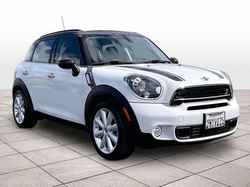 Used 2015 MINI Cooper Countryman S FWD image 2