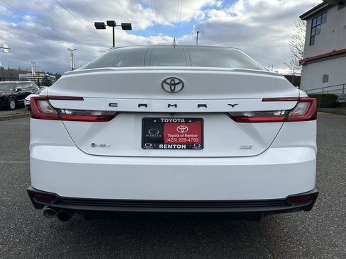 Certified 2025 Toyota Camry SE image 6