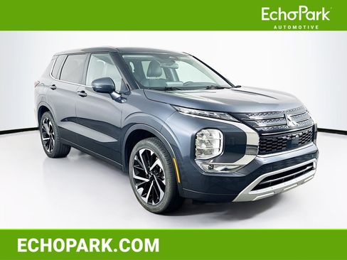 Used 2024 Mitsubishi Outlander SE AWD/4WD image 1