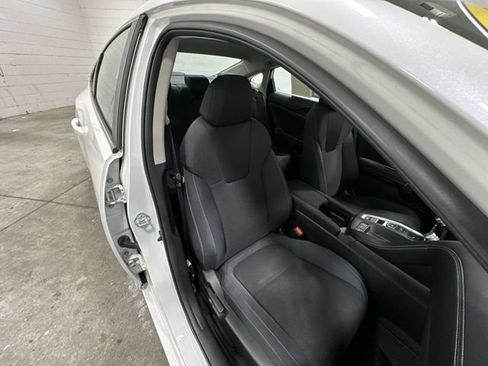 Used 2022 Honda Insight EX image 18