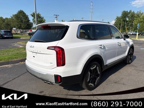 Certified 2024 Kia Telluride S w/ S Sunroof Package AWD/4WD image 8