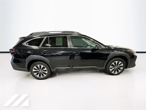 Certified 2023 Subaru Outback Limited XT image 4