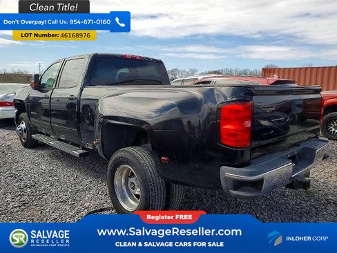 Used 2016 Chevrolet Silverado 3500 LT w/ LT Convenience Package image 3