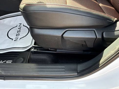 Certified 2025 Nissan Kicks SR AWD/4WD image 18