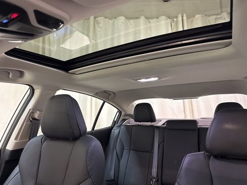 Certified 2025 Subaru Legacy Limited image 26
