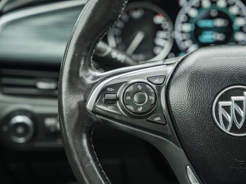 Used 2019 Buick Envision Premium AWD/4WD image 28