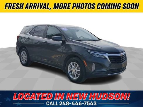 Used 2022 Chevrolet Equinox LT FWD image 2