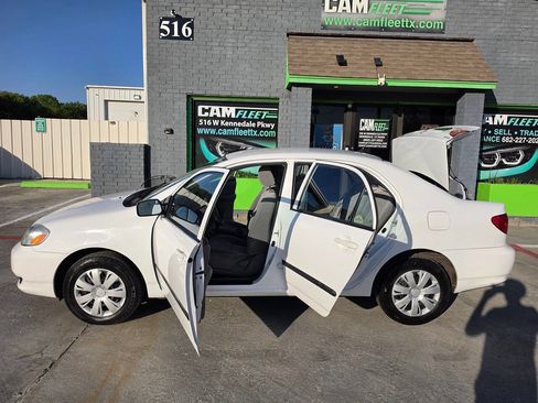 Used 2004 Toyota Corolla CE image 33