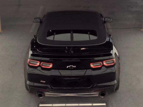 Used 2022 Chevrolet Camaro LT w/ RS Package RWD image 7
