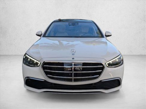 Used 2026 Mercedes-Benz S 500 4MATIC image 2