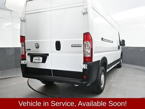 Used 2024 RAM ProMaster 2500 w/ Convenience Group FWD image 7