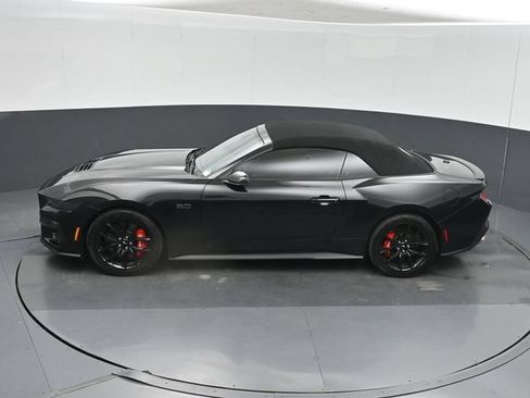 Used 2024 Ford Mustang GT Premium RWD image 39