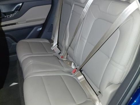 Used 2020 Lincoln Corsair FWD w/ Convenience Package image 6