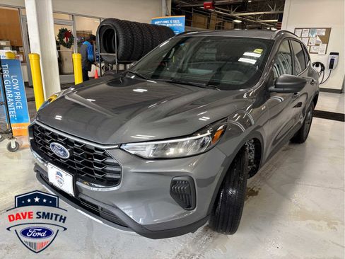 New 2025 Ford Escape ST-Line w/ Tech Pack #1 image 5
