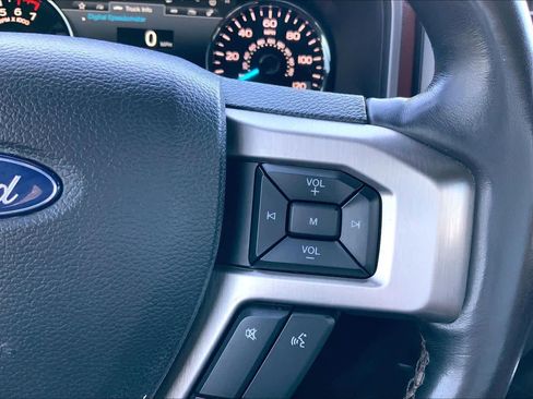Used 2019 Ford F150 Platinum image 24