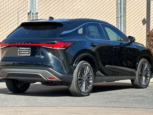 New 2026 Lexus RX 450h AWD image 4