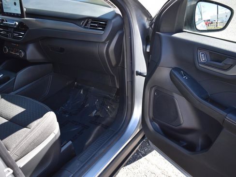 Used 2024 Ford Escape Active w/ Cold Weather Package image 14