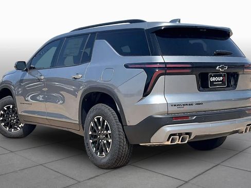 New 2026 Chevrolet Traverse Z71 w/ Enhanced Driving Package AWD/4WD image 12