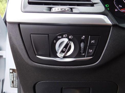 Used 2023 BMW X4 M40i w/ Premium Package image 30