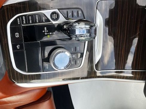 Used 2021 BMW X5 xDrive40i w/ M Sport Package image 20