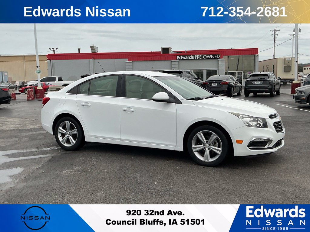Used 2015 Chevrolet Cruze LT FWD image 1