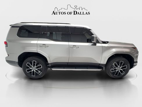 Used 2024 Lexus GX 550 w/ Accessory Package (Z1) AWD/4WD image 6