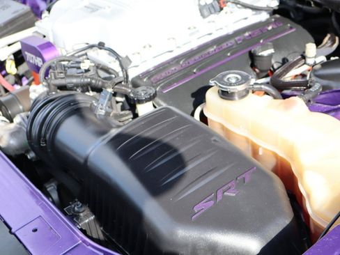 Used 2016 Dodge Challenger SRT Hellcat RWD image 42