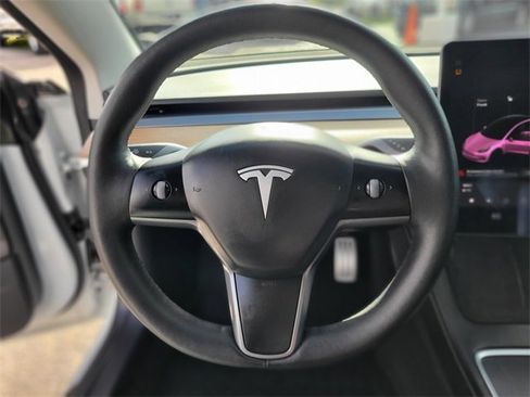 Used 2021 Tesla Model 3 Performance image 21