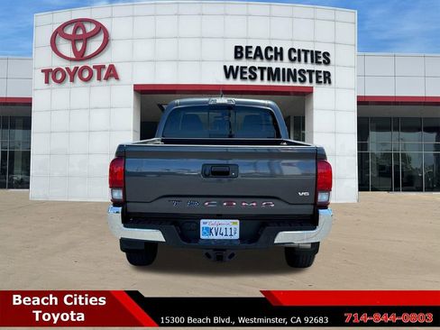 Certified 2022 Toyota Tacoma SR5 RWD image 10