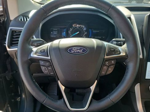Certified 2023 Ford Edge SEL w/ Convenience Package AWD/4WD image 18