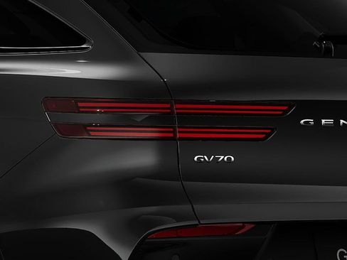 New 2026 Genesis GV70 2.5T AWD/4WD image 10
