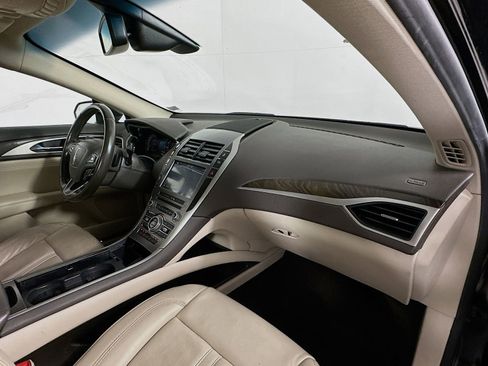 Used 2017 Lincoln MKZ Select w/ Select Plus Package FWD image 29