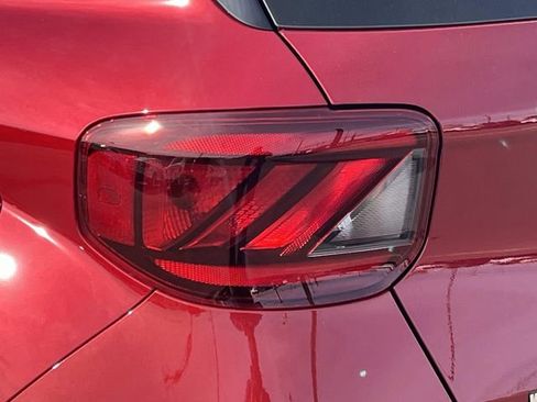 New 2026 Hyundai Venue SEL FWD image 10