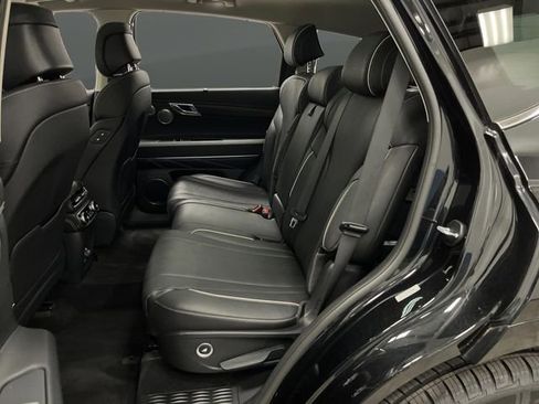 Used 2023 Genesis GV80 3.5T Advanced + w/ Cargo Package image 32