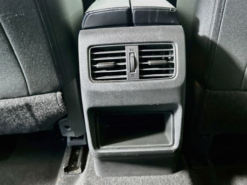 Used 2023 Nissan Rogue S AWD/4WD image 27
