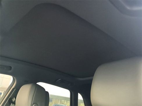 Used 2022 Audi Q3 2.0T Premium Plus w/ Premium Plus Package image 21