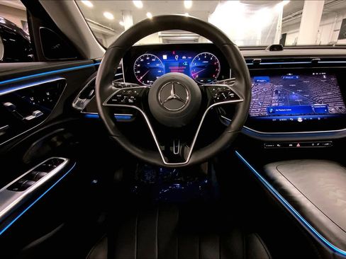 Used 2025 Mercedes-Benz E 450 4MATIC All-Terrain Wagon image 6